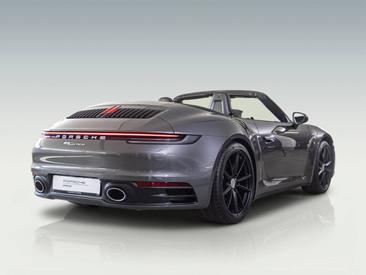 Porsche 992 I Carrera Cabriolet — photo 11