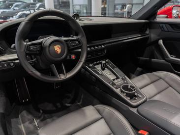 Porsche 992 II Carrera GTS Cabriolet — photo 12