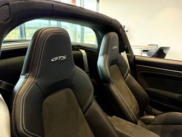 Porsche 992 I Targa 4 GTS — photo 25