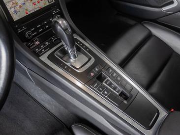 Porsche 991 II Carrera S Cabriolet — photo 18