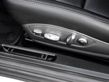 Porsche 991 I Carrera 4 — photo 19