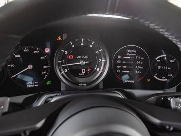 Porsche 992 I Carrera 4 GTS — photo 24