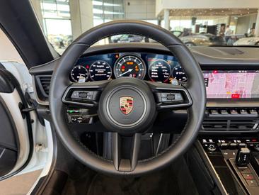 Porsche 992 I Carrera S Cabriolet — photo 16
