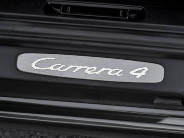 Porsche 991 I Carrera 4 — photo 20