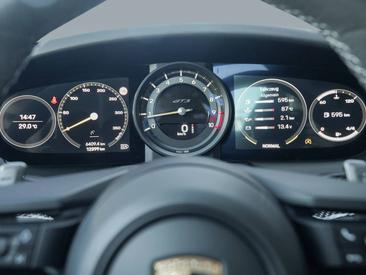 Porsche 992 I GT3 — photo 21