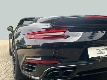 Porsche 991 II Turbo S Cabriolet — photo 10