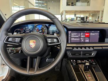 Porsche 992 I Carrera S Cabriolet — photo 18