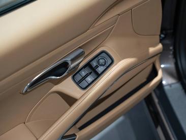 Porsche 991 I Carrera S — photo 9