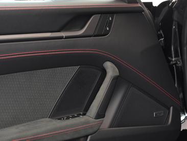 Porsche 992 II Carrera 4 GTS Cabriolet — photo 24
