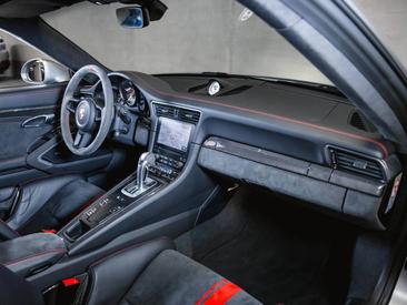 Porsche 991 II GT3 — photo 17