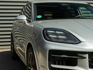 Porsche Cayenne III Black Edition — photo 10