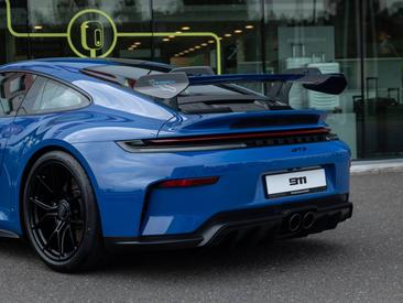 Porsche 992 II GT3 — photo 8