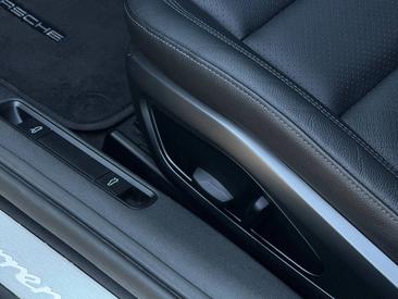 Porsche 992 I Carrera — photo 16