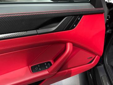 Porsche 992 I GT3 Mit Touring-Paket — photo 14
