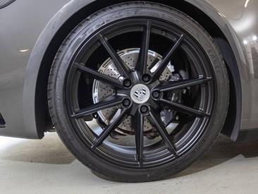 Porsche 992 I Carrera Cabriolet — photo 32