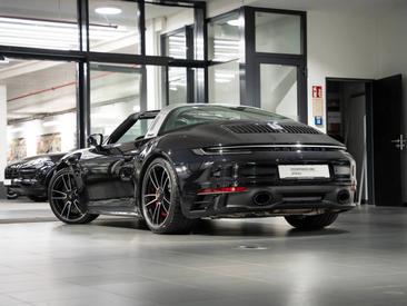 Porsche 992 I Targa 4 GTS — photo 4