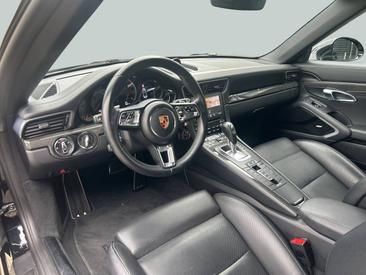 Porsche 991 II Turbo S Cabriolet — photo 19