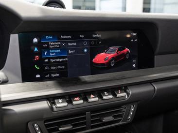 Porsche 992 II Carrera GTS Cabriolet — photo 33