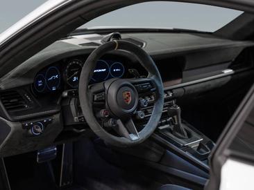 Porsche 992 I GT3 RS — photo 22
