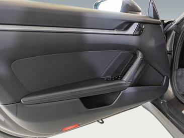 Porsche 992 I Carrera Cabriolet — photo 35