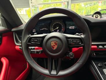 Porsche 992 I GT3 Mit Touring-Paket — photo 20