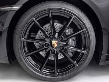 Porsche 992 I Carrera — photo 6