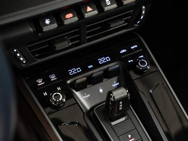 Porsche 992 II Carrera S — photo 25