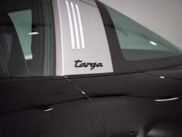 Porsche 992 I Targa 4 GTS — photo 13