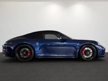 Porsche 992 I Carrera GTS Cabriolet — photo 6