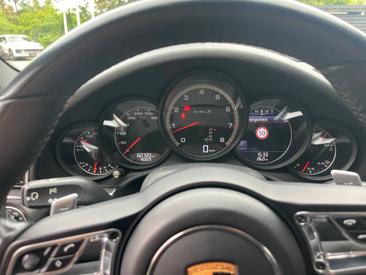 Porsche 991 II Turbo S Cabriolet — photo 28