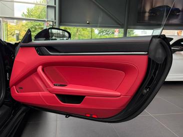 Porsche 992 I GT3 Mit Touring-Paket — photo 25