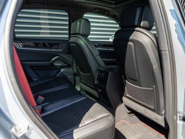 Porsche Cayenne III Black Edition — photo 24