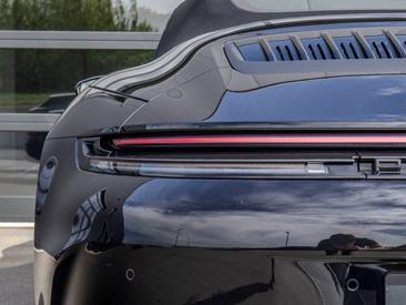Porsche 992 II Carrera Cabriolet — photo 10