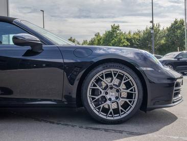 Porsche 992 II Carrera Cabriolet — photo 13