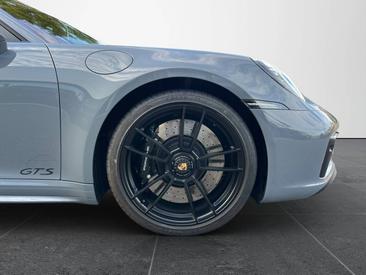Porsche 992 I Targa 4 GTS — photo 23