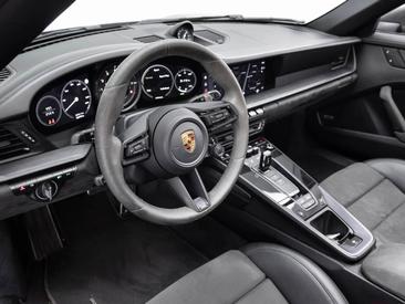 Porsche 992 I Carrera GTS Cabriolet — photo 13