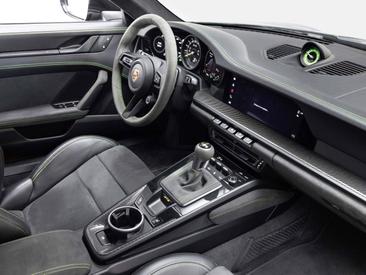 Porsche 992 I GT3 — photo 16