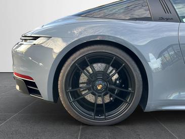 Porsche 992 I Targa 4 GTS — photo 24
