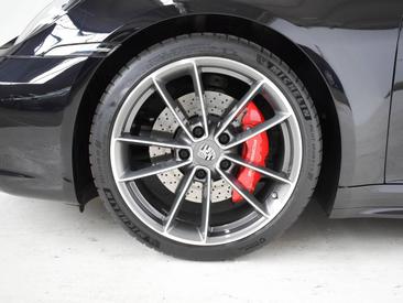 Porsche 992 I Targa 4S — photo 14