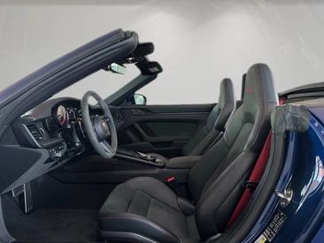 Porsche 992 I Carrera GTS Cabriolet — photo 13