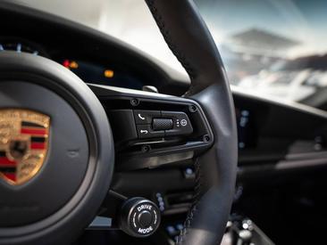 Porsche 992 I Targa 4 GTS — photo 20