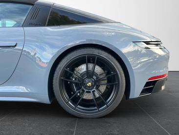 Porsche 992 I Targa 4 GTS — photo 25