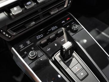 Porsche 992 I Targa 4 — photo 28