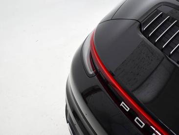 Porsche 992 I Targa 4S — photo 17