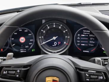 Porsche 992 I Carrera — photo 18