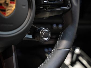 Porsche 992 I Targa 4 GTS — photo 23