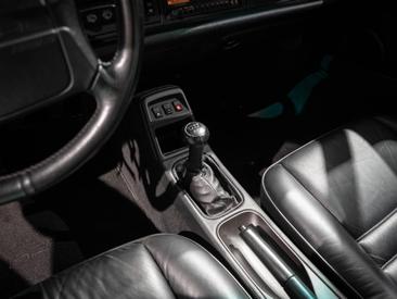 Porsche 964 Turbo Coupé — photo 31