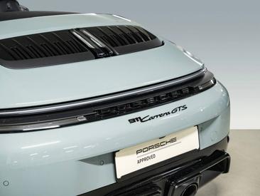 Porsche 992 II Carrera GTS Cabriolet — photo 11