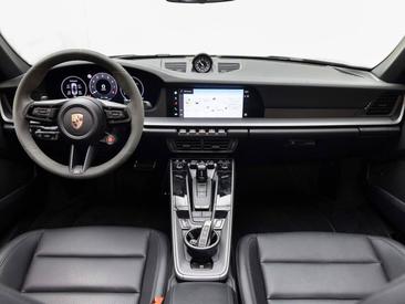 Porsche 992 II Carrera Cabriolet — photo 16