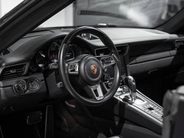 Porsche 991 II Turbo Cabriolet — photo 17